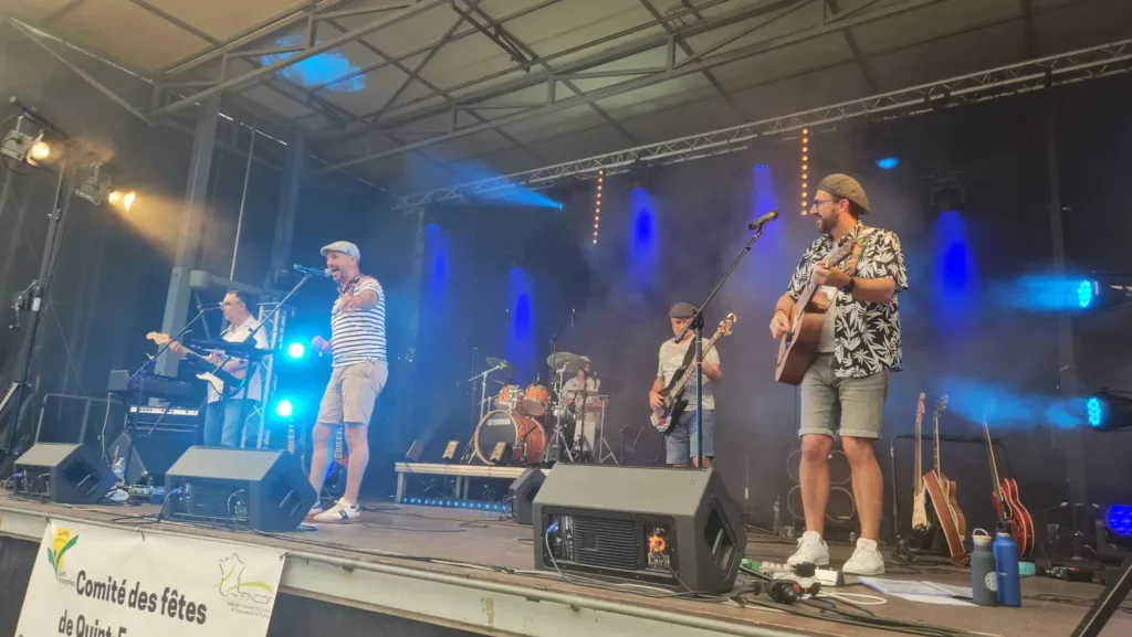 Groupe Les Raymond sur la scène de Quint-Fonsegrive